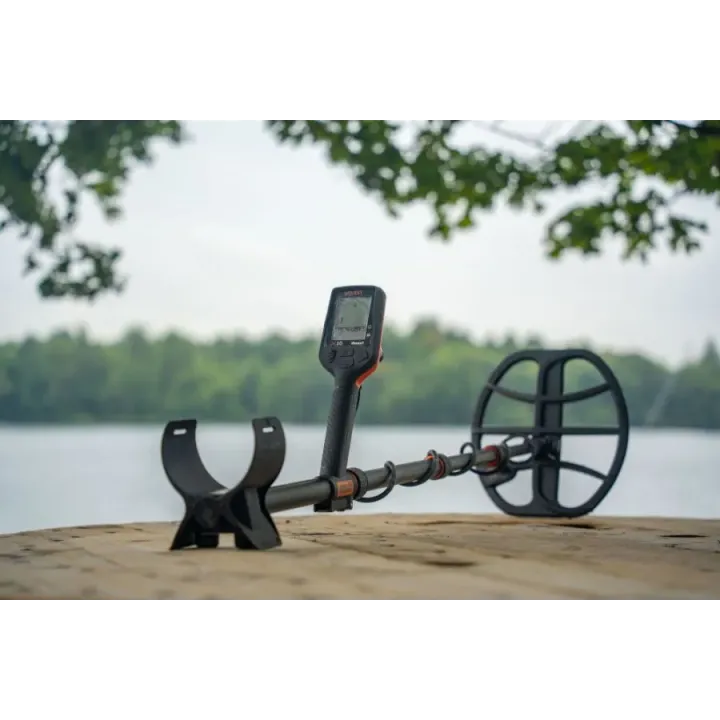 QUEST X10 IDMAXX WODOSZCZELNY WYKRYWACZ METALI